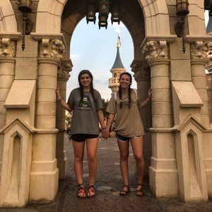 Meet your Posher, Jenna